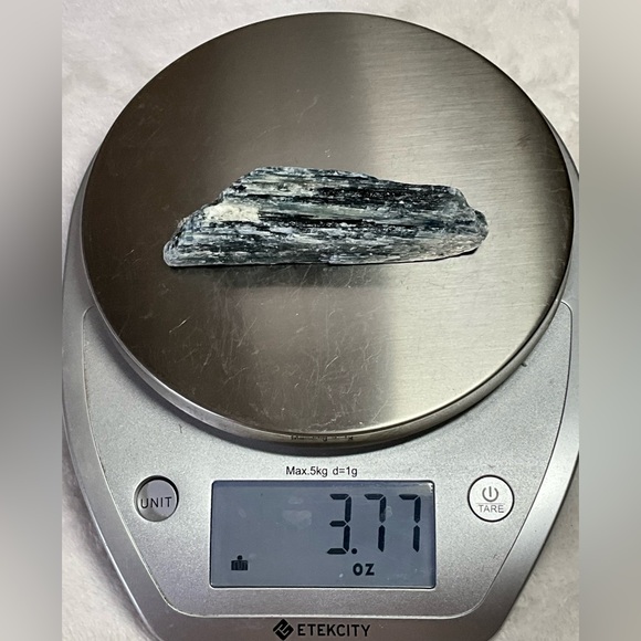 Large Raw Blue Kyanite Natural - Picture 8 of 8